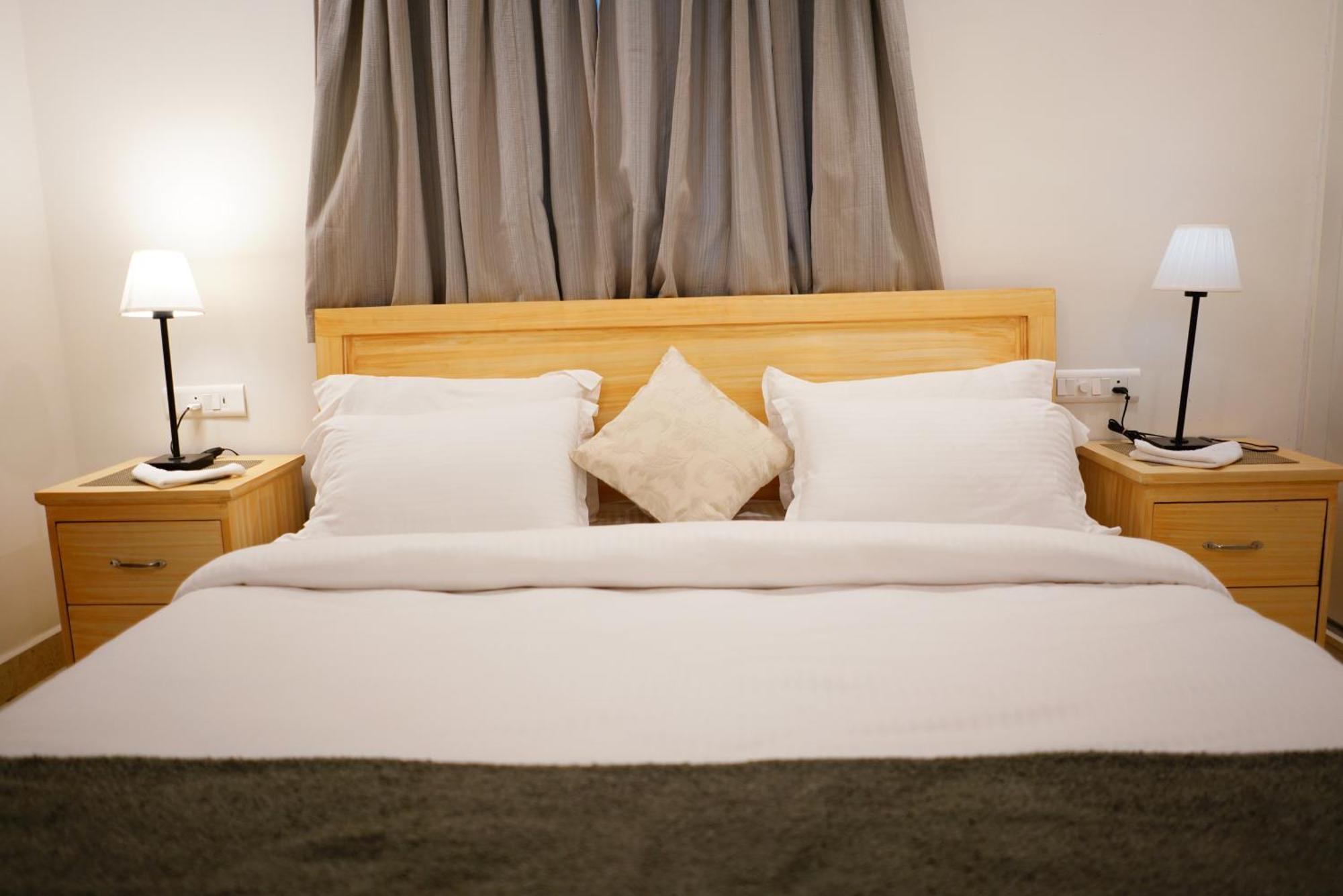 Enkay Service Apartments Kondapur  Extérieur photo