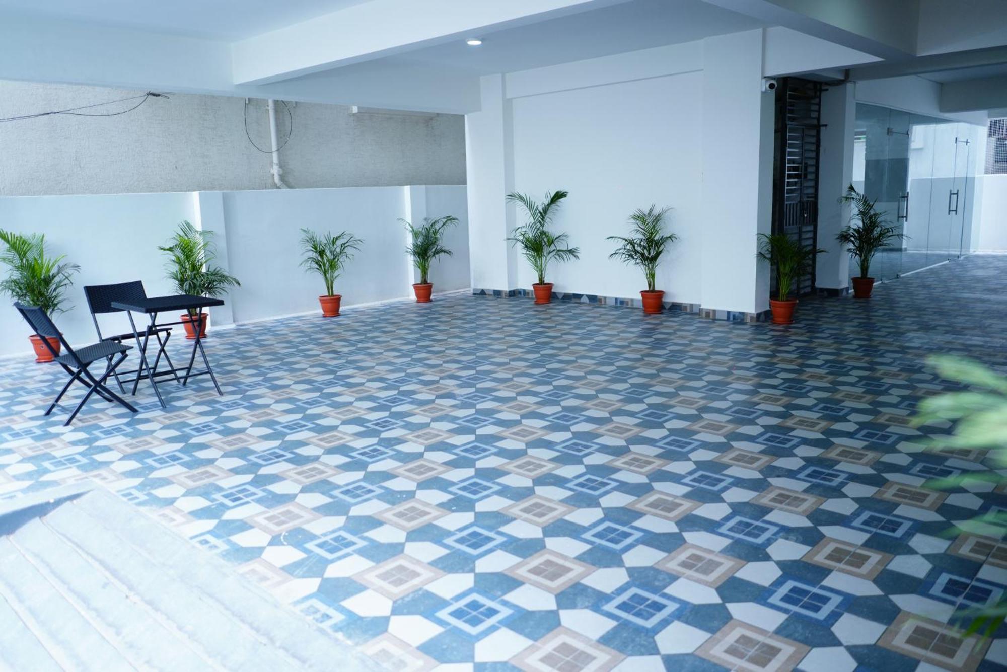 Enkay Service Apartments Kondapur  Extérieur photo